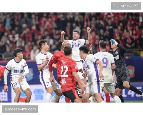 中超赛季回顾：争冠悬念与保级鏖战并存，多队表现引关注